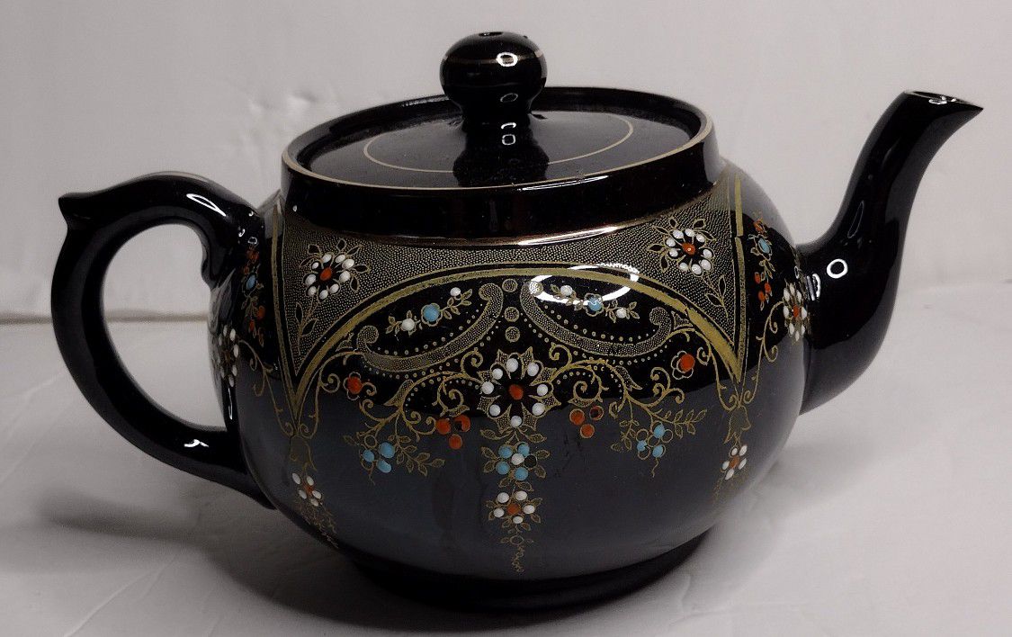 Vintage Gibson Clifton Gold Black Teapot Hand Painted  England