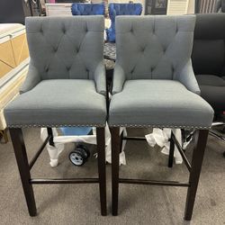 Set of 2 Gray Bar Height Chairs Barstools