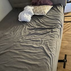 Queen Bed Mattress And Frame 