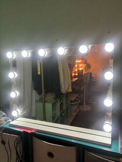 LED VANITY MIRROR
