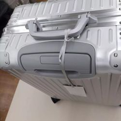 Brand New Silver Original Rimowa Luggage Box 