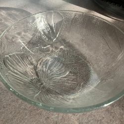 4-Indonesia Bowls, Measure 6-1/2 Across And 3-down