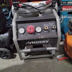 Husky 4.5 Gallon Portable Air Compressor 175 psi