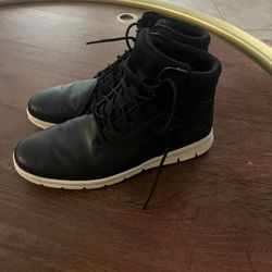 Used Size 9.5 Timberlands