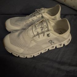 ON Womans Shoes 