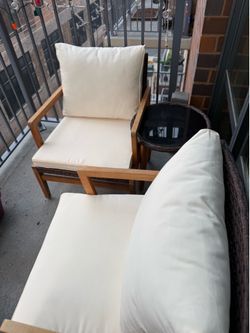 Lightly used patio set