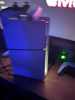 ps5 pro + 3 controllers
