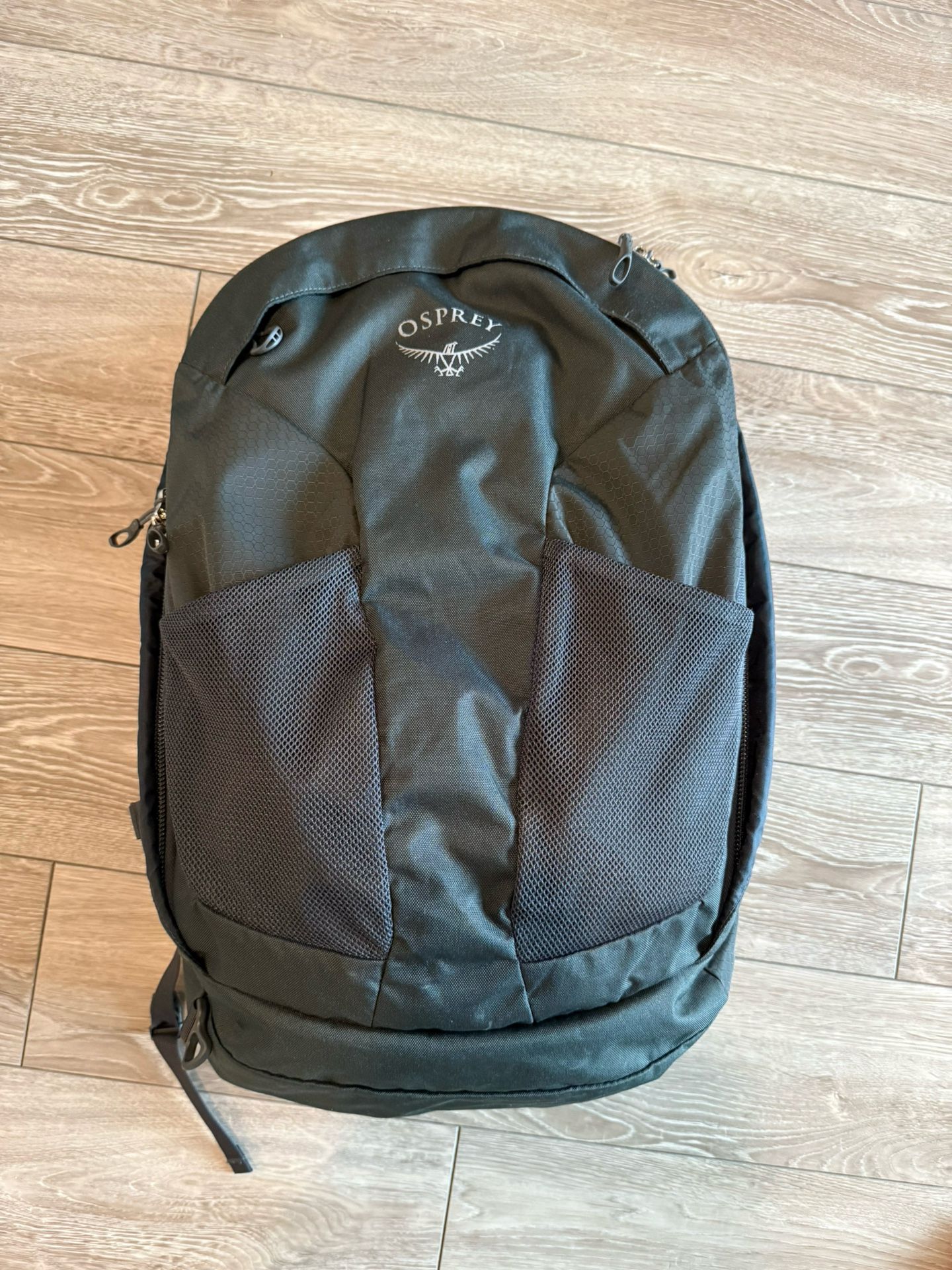 Osprey Farpoint 40L Travel Backpack