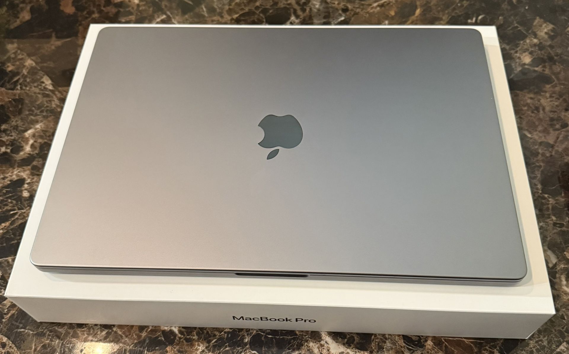 16-inch Macbook Pro (M1 Pro)