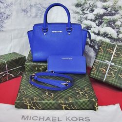 Authentic Michael Kors Set
