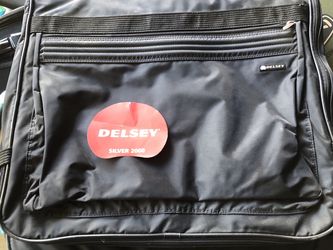Delsey garment bag