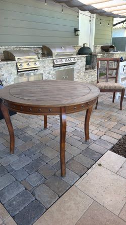 42” round table and 2 chairs