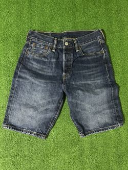 Levi's navy blue denim shorts size 29 