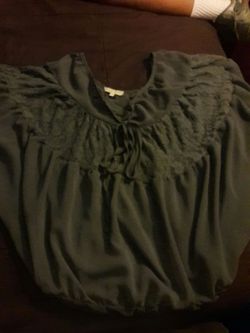 Women's shirt