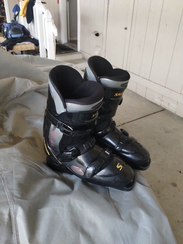 Salomon Ski Boots