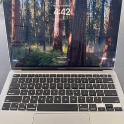 MACBOOK AIR 13” (2020)