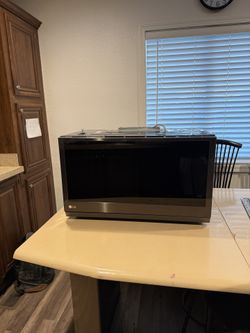 OTR Microwave (thinkq LG)