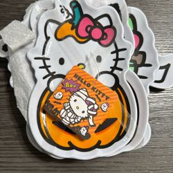 Hello Kitty Plates 