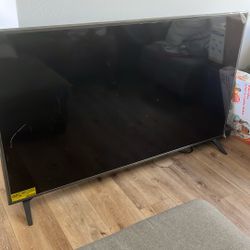 75 Inch  LG For Parts 