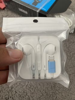 EarPods with phone connection