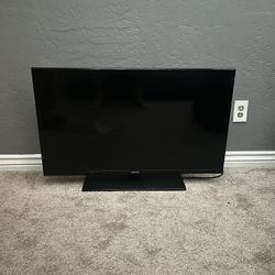 40 inch Samsung TV