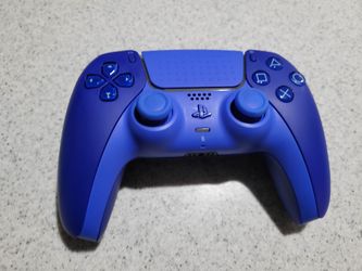Sony Dualsense Wirless (PS5) Controller
- Icon Blue