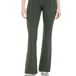 NWT Gapfit Women's Flare leggings Size S