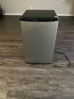 Mini refri