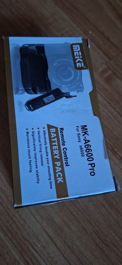 Meike MK-A6600 Pro Vertical Battery for Sony Camera(Read the Description)