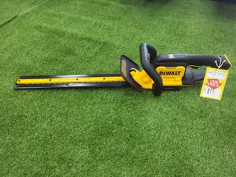 DEWALT 20V MAX 22in. Cordless Battery Powered Hedge Trimmer (Tool Only!)