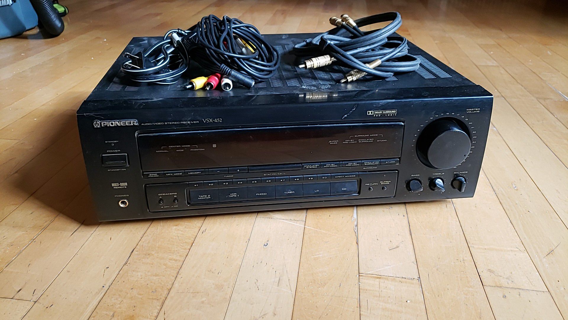 Pioneer VSX 452 stereo receiver amplifier
