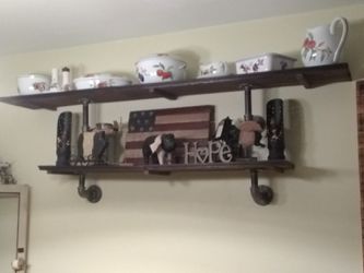 Picture hangers and shelving Thumbnail