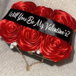 Valentines Day Flowers / Forever Roses 