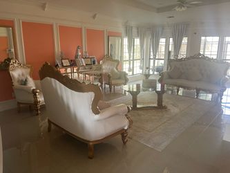 Moving sale. Beds  bedroom sets household furniture for sale