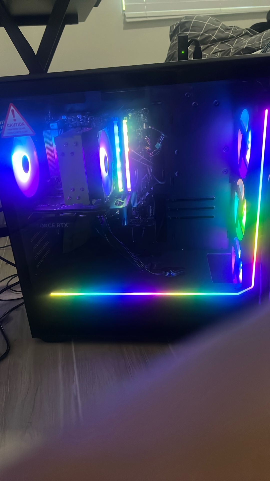 Gaming pc i7 Gaming PC w/ RTX 4060 – Like New Only 1 Month Old