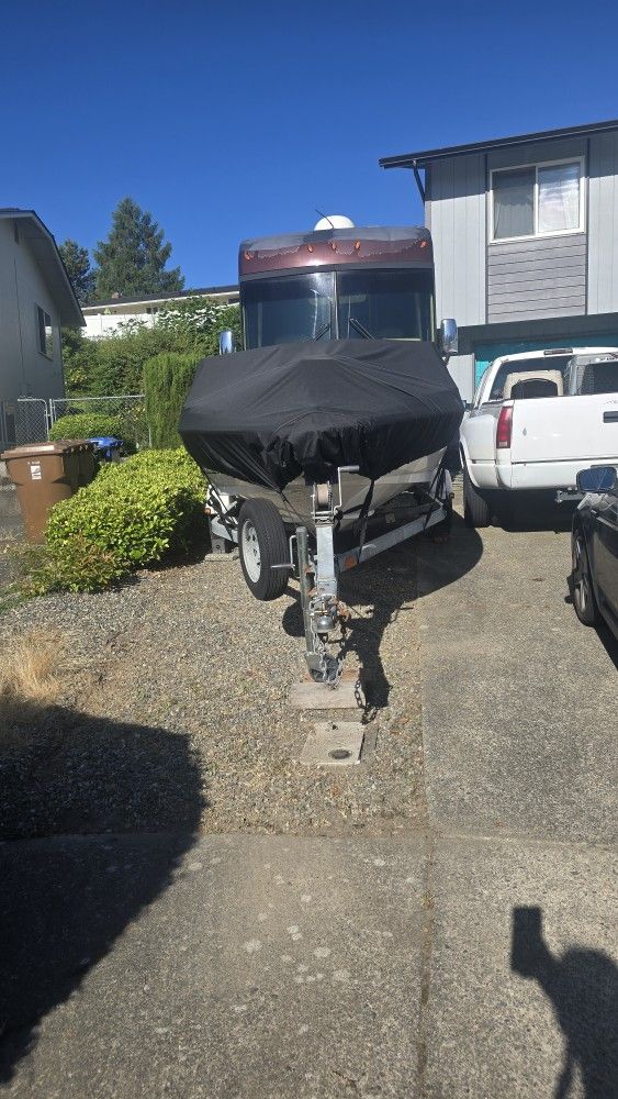 2005 Bayliner Boat