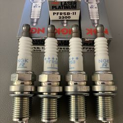 2300 PFR5B-11 NGK | Laser Platinum Spark Plugs 4x