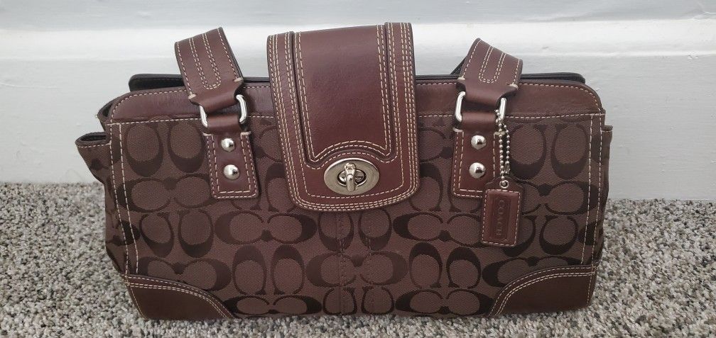 Coach Hampton Canvas Shoulder Handbag