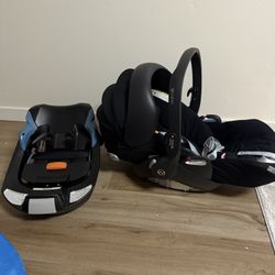 Cybex Cloud Q car seat with base  