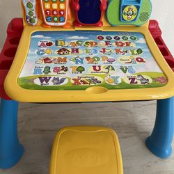 VTech Touch and Learn Activity Desk Deluxe