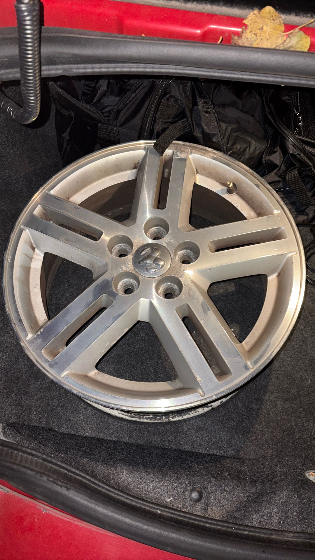 2013 17inch Dodge Avenger Rim