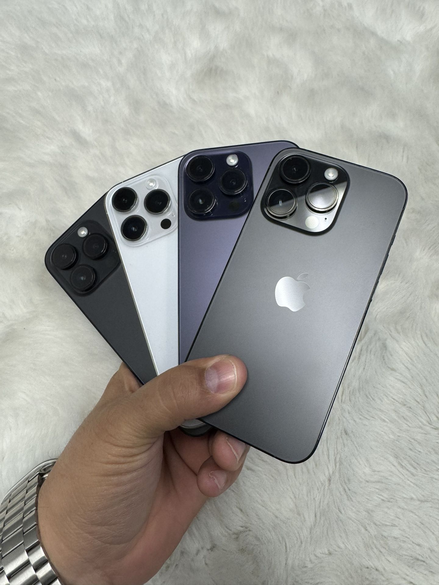 Apple iPhone 14 Pro 128GB Unlocked $520