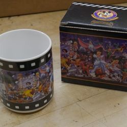 1998 Official Disneyana Convention WDW 75 Years of Love & Laughter Exclusive Mug