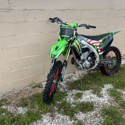 Kx450 Year 2021 With Titles