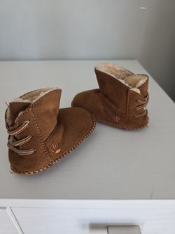 12-18mo Bear Paw Shoes