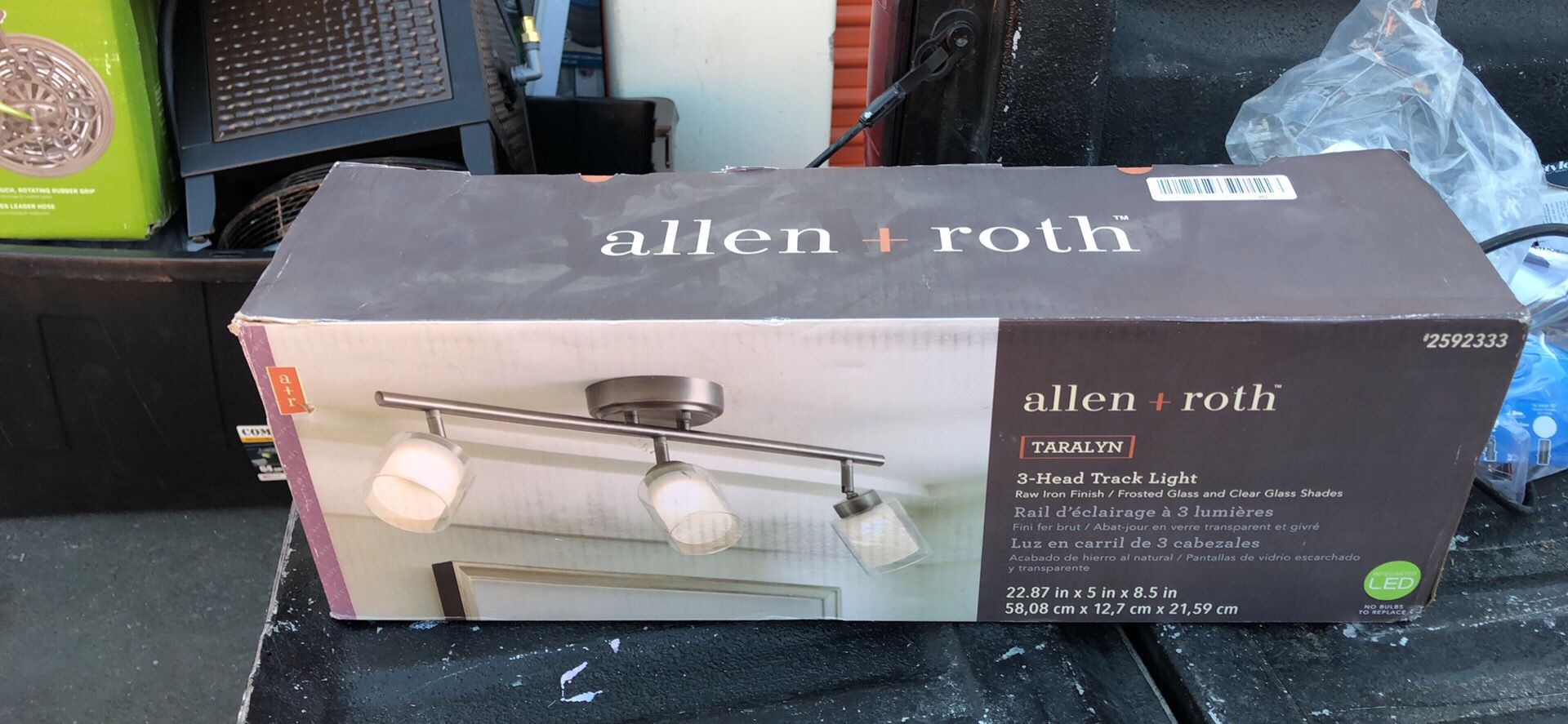 Allen Roth Taralyn 3-Light 22.875-in Raw Iron Dimmable LED Track Bar Fixed Track Light Kit