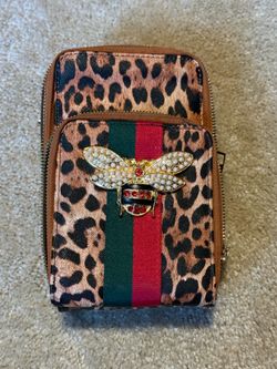 Cute leopard crossbody