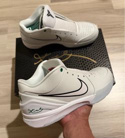 Nike Kobe 4 Protro