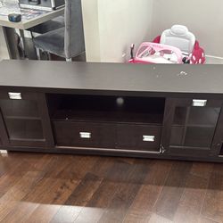 Tv console