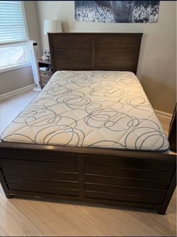Bedroom set